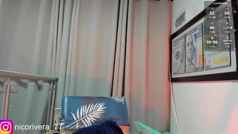 Nicolas online show from 03-09-26, 03:32