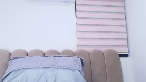 Nicol online show from 12-18-25, 03:01