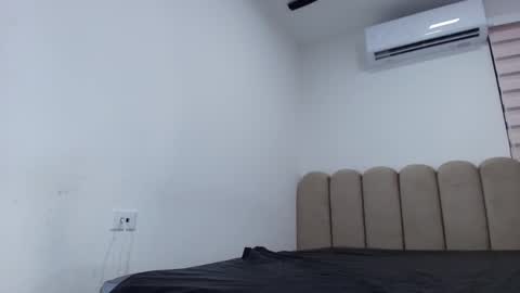 Nicol online show from 03-03-26, 03:01