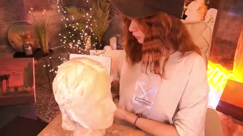 Nicol Moonn online show from 01-13-26, 07:02