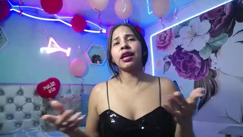 nicol_ross19 online show from 02-16-26, 09:55