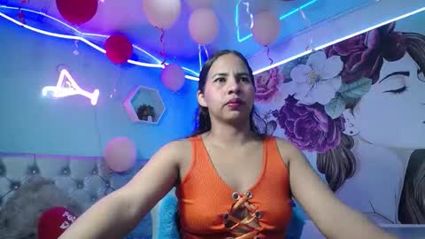 nicol_ross19 online show from 02-21-26, 10:44