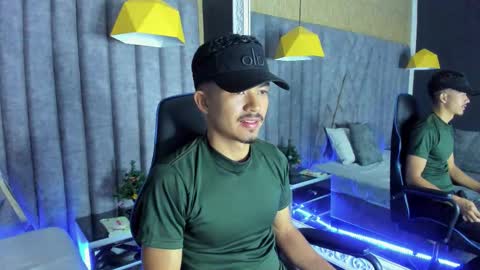 Nicolai online show from 12-14-25, 12:43