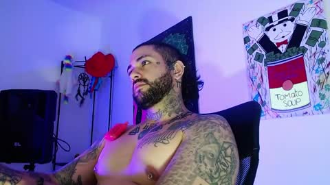 Snapshot of nicolas_torres99 chatting on 05-07-26, 12:05 nicolas online show from 05-07-26, 12:05