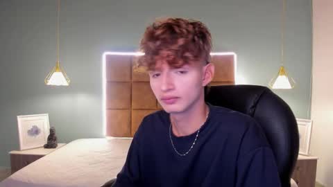 nicolasferrer18 online show from 11-17-25, 07:30