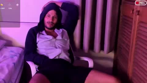 Snapshot of nicolasrodrii chatting on 12-21-25, 01:46 nicolasrodrii online show from 12-21-25, 01:46