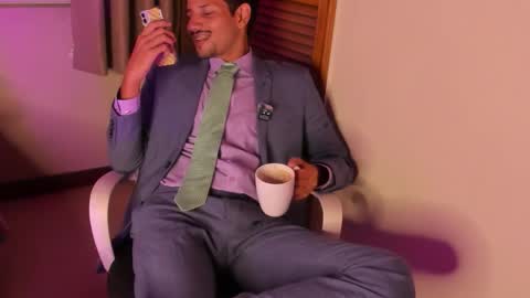 Snapshot of nicolasrodrii chatting on 02-10-26, 12:37 nicolasrodrii online show from 02-10-26, 12:37