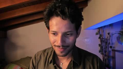 Snapshot of nicolasrodrii chatting on 04-16-26, 01:17 nicolasrodrii online show from 04-16-26, 01:17