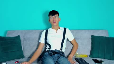 nicolastorres__ online show from 10-24-25, 07:16