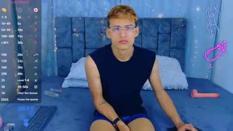 Snapshot of nicolastorres__ chatting on 04-28-26, 02:27 nicolastorres__ online show from 04-28-26, 02:27