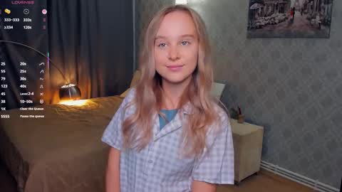 Nicoletta online show from 10-30-25, 08:09