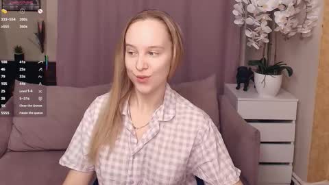 Nicoletta online show from 02-06-26, 07:39