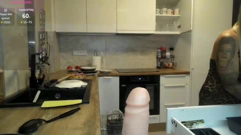 Secret Amateur HuGirl online show from 06-12-26, 08:30