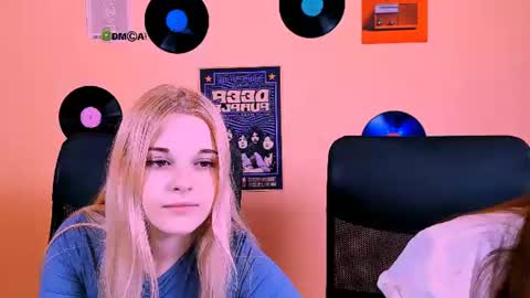 Snapshot of nicole_bright chatting on 07-09-26, 08:51 nicole_bright online show from 07-09-26, 08:51