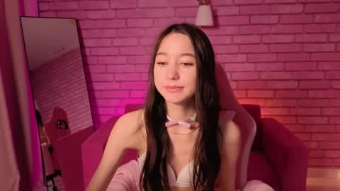 Nicole online show from 05-15-26, 11:56