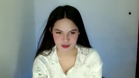 nicole_kiss01 online show from 10-27-25, 08:07