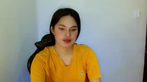 nicole_kiss01 online show from 10-29-25, 08:49