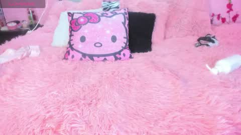 nicole_rosales online show from 11-18-25, 11:26