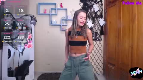 Nicole Santana online show from 10-24-25, 10:39