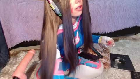  Anna Nicole  online show from 02-18-26, 04:03