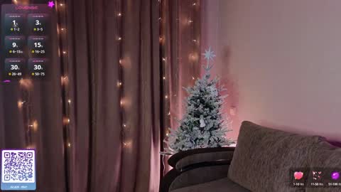 Snapshot of nicole_w00 chatting on 01-19-25, 07:37 Nicole online show from 01-19-25, 07:37