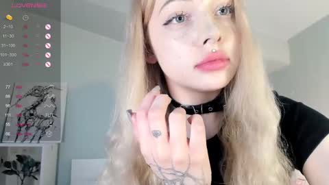 Mary online show from 02-15-25, 10:33