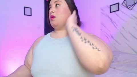 Nicole online show from 04-26-26, 02:53