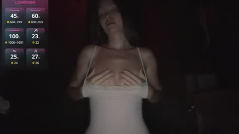 nicoledollyxx online show from 07-28-26, 10:42