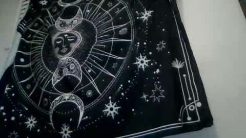 Nicole online show from 04-24-26, 11:23