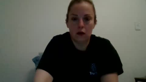 Snapshot of nicolegoodvibes00 chatting on 05-06-26, 11:26 Nicole online show from 05-06-26, 11:26
