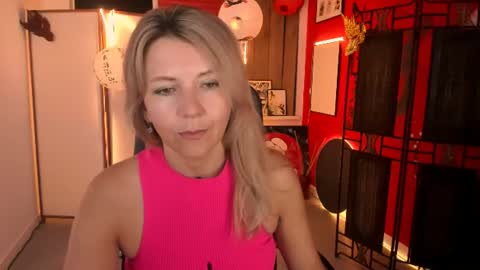 nicolehits online show from 06-18-26, 09:14