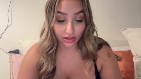 nicolelovesyou444 online show from 11-06-25, 05:19