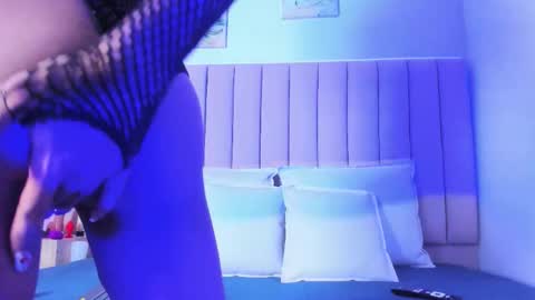 Snapshot of nicolemadrird chatting on 11-11-25, 08:09 nicolemadrird online show from 11-11-25, 08:09