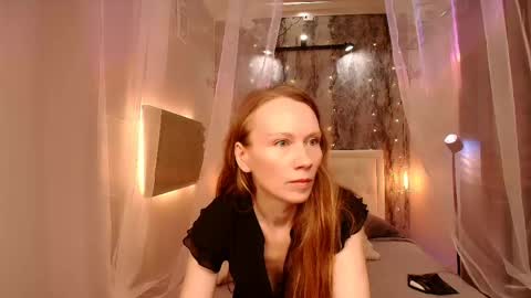 Snapshot of nicolemiless chatting on 05-03-26, 12:22 Nicole online show from 05-03-26, 12:22