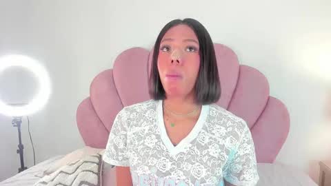 NICOLE online show from 11-05-25, 12:27