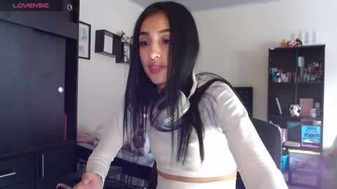 Nicole online show from 01-05-26, 09:18