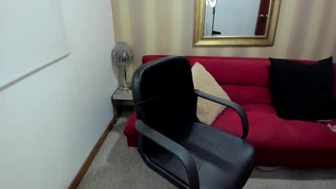 Nicolettcolin  online show from 11-05-25, 11:16