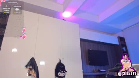 Nicol  online show from 04-29-26, 02:21