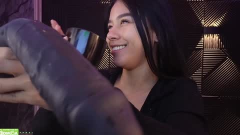 Snapshot of nicollbashel chatting on 12-17-24, 10:12 Nicoll  Independent model online show from 12-17-24, 10:12