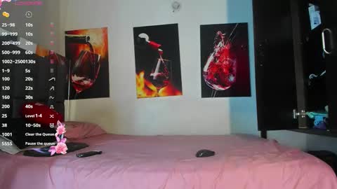 nicolle_hanks1 online show from 03-16-26, 01:33