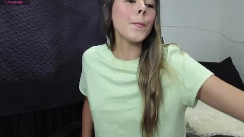 Nicolle online show from 01-14-25, 08:59