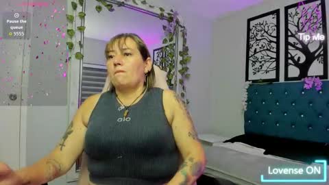 Daniela aponte online show from 02-25-26, 11:42