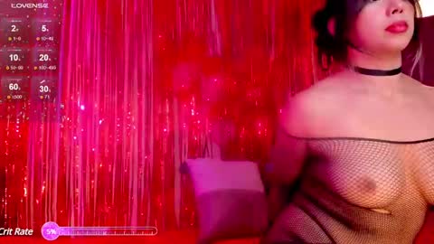 Nicolle  Go to Visit   online show from 02-21-25, 09:00