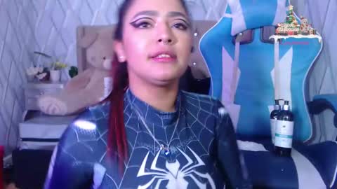 Nicolle Miley online show from 12-22-24, 11:22