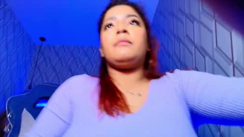 Nicolle Miley online show from 12-01-25, 04:17