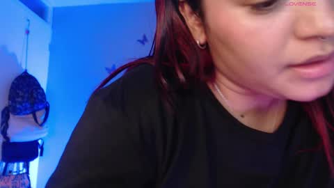 Nicolle Miley online show from 04-12-26, 11:43