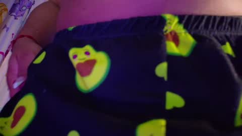 Nicolle Miley online show from 04-22-26, 12:46