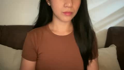 Snapshot of nicollete_snow chatting on 06-05-26, 05:58 NIC 333 online show from 06-05-26, 05:58