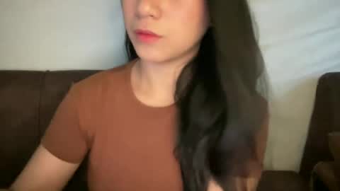 Snapshot of nicollete_snow chatting on 06-16-26, 05:10 NIC 333 online show from 06-16-26, 05:10