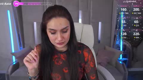 Snapshot of nicolnightt chatting on 11-11-25, 06:57 Nicole online show from 11-11-25, 06:57